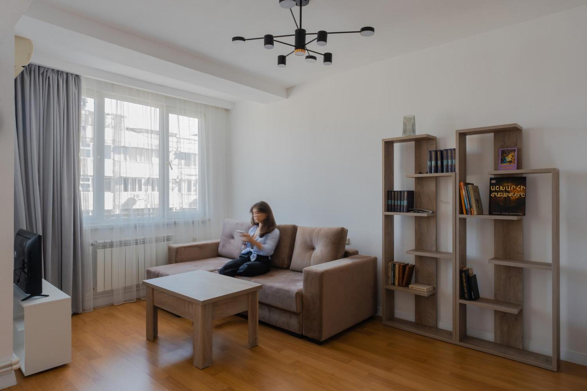 Saryan Retreat Balcony Bliss Self-Checkin Keygo 36 Yerevan Exterior foto